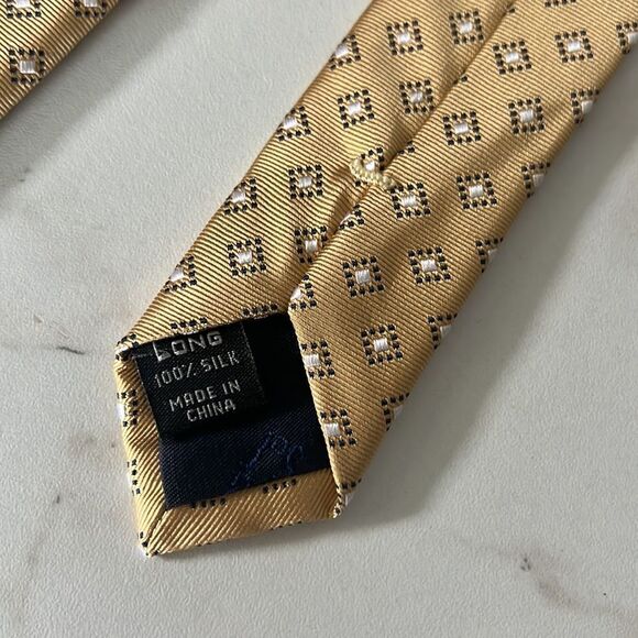 Jos. A. Bank men’s tie NWT - Picture 4 of 5
